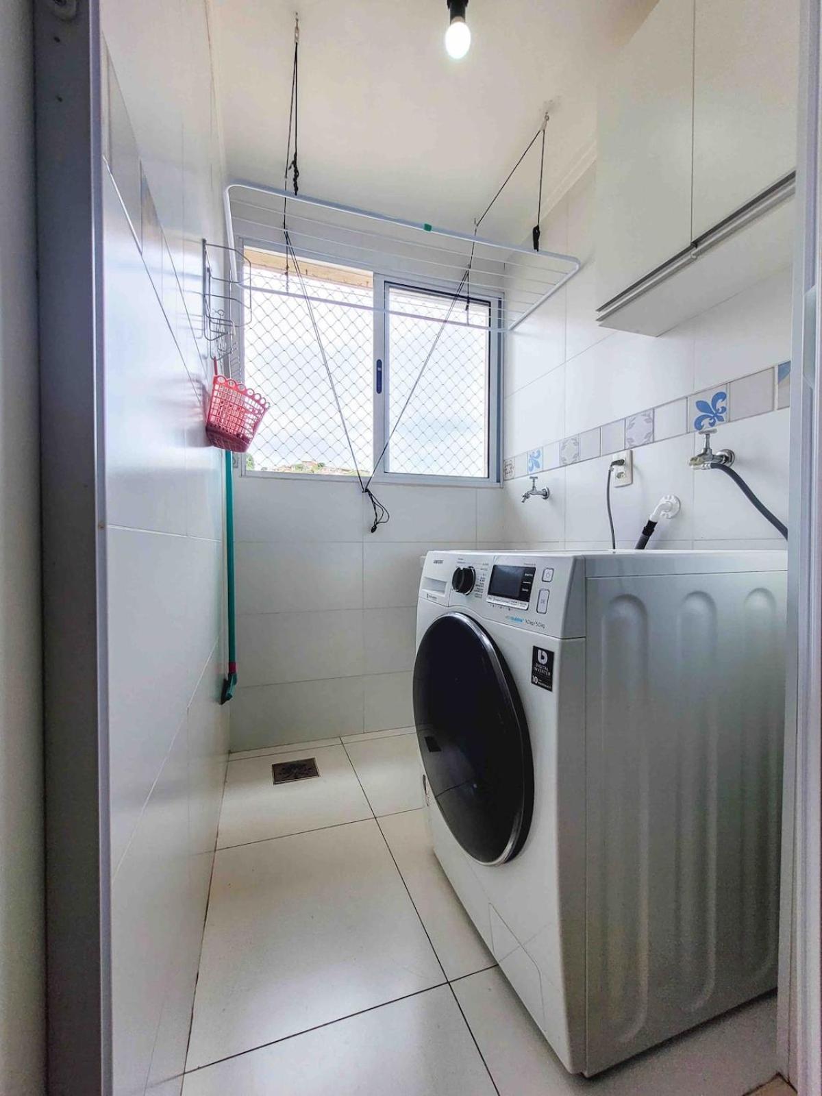 Grande Apt No Centro C/ Cozinha Completa Varanda Pocos de Caldas Luaran gambar